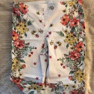 Gorgeous flowered pants